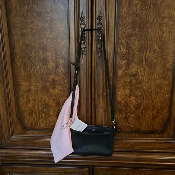 Kate Spade Black Crossbody Clutch Convertible Bag With Removable Strap - Picture 3 of 7